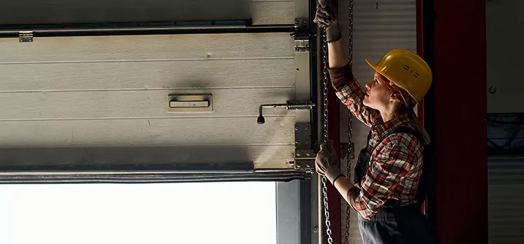 Addressing Common Garage Door Stoppage Issues in Shakopee, MN